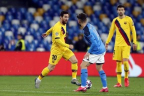 开云体育官方入口-国王杯赛程吃紧，那不勒斯窗口期临场应变，管理层满意，控场能力受关注